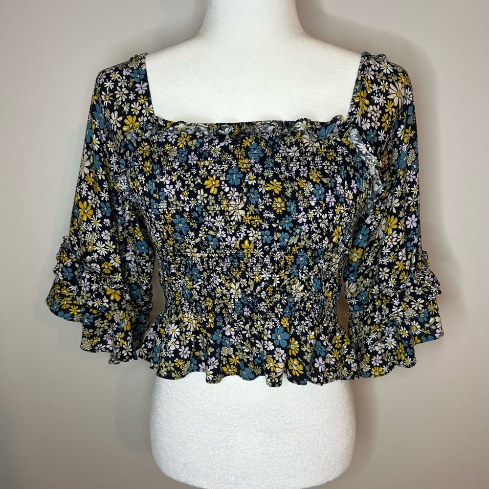 Patrons Of Peace Top Sz M Floral Smocked Crop Elbow Sleeve Blue/Yellow #894
